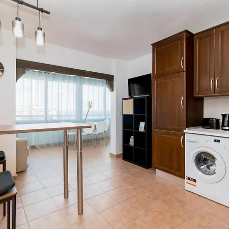 Miramar Apartment *